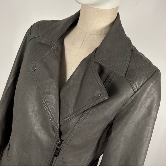 ROZ & ALI Women's Gray faux Leather Jacket petite M - Picture 4 of 13